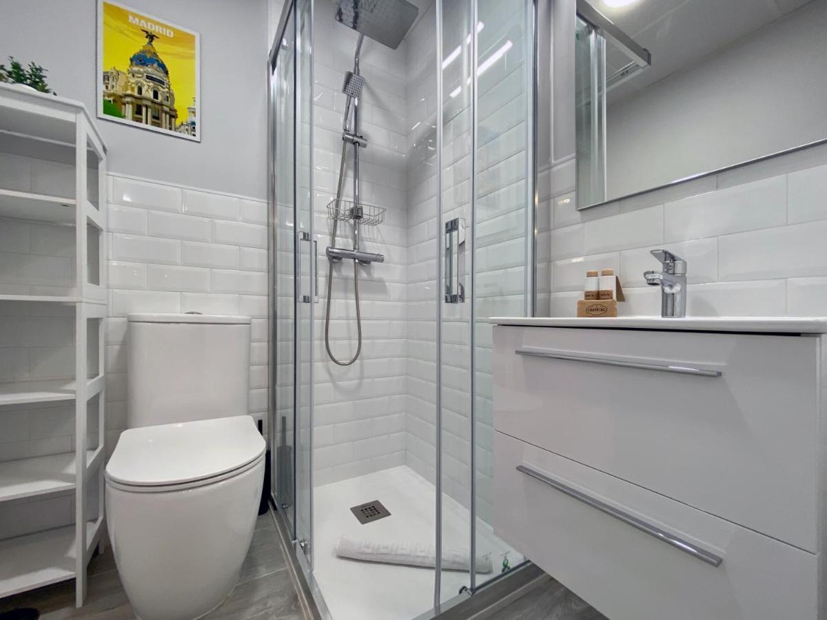 Charming Madrid Styles Apartment ภายนอก รูปภาพ