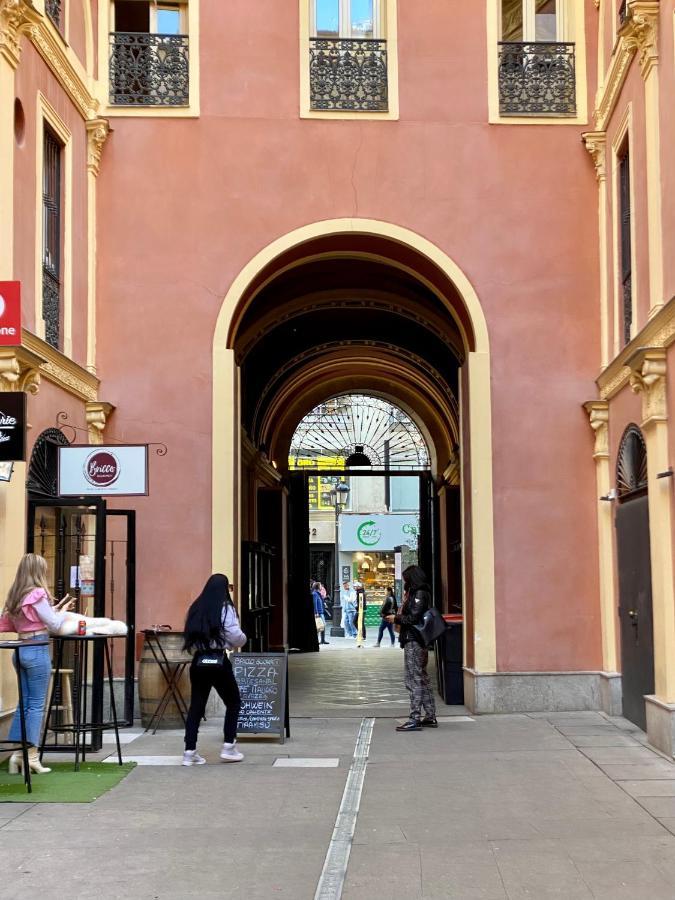 Charming Madrid Styles Apartment ภายนอก รูปภาพ