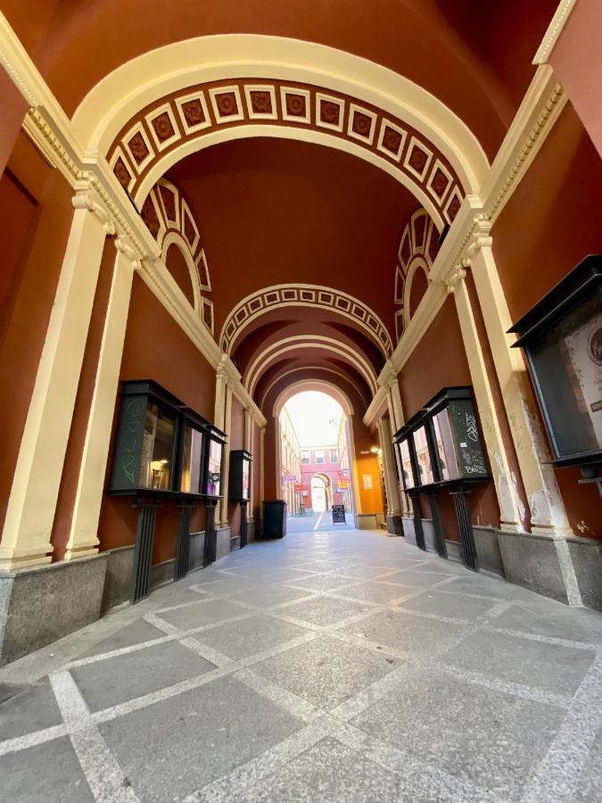Charming Madrid Styles Apartment ภายนอก รูปภาพ