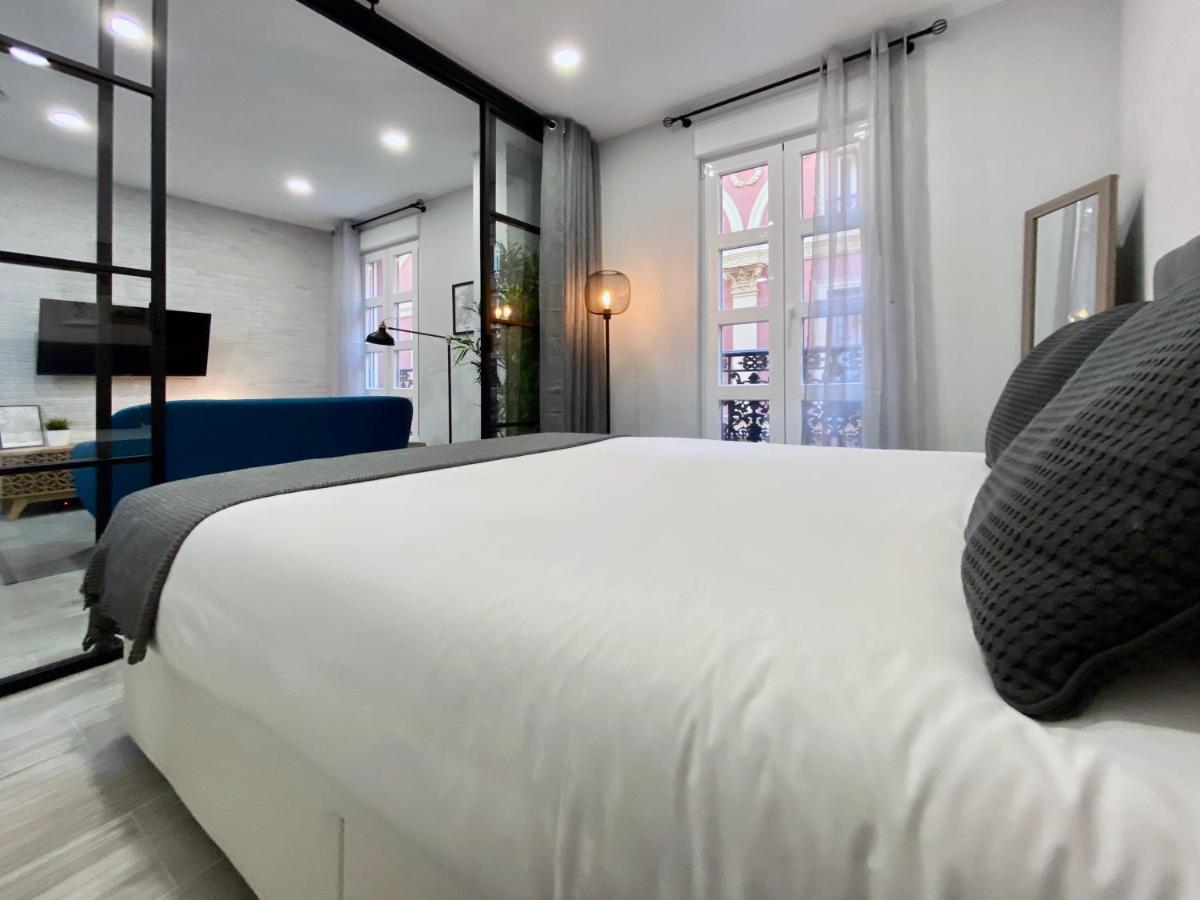 Charming Madrid Styles Apartment ภายนอก รูปภาพ