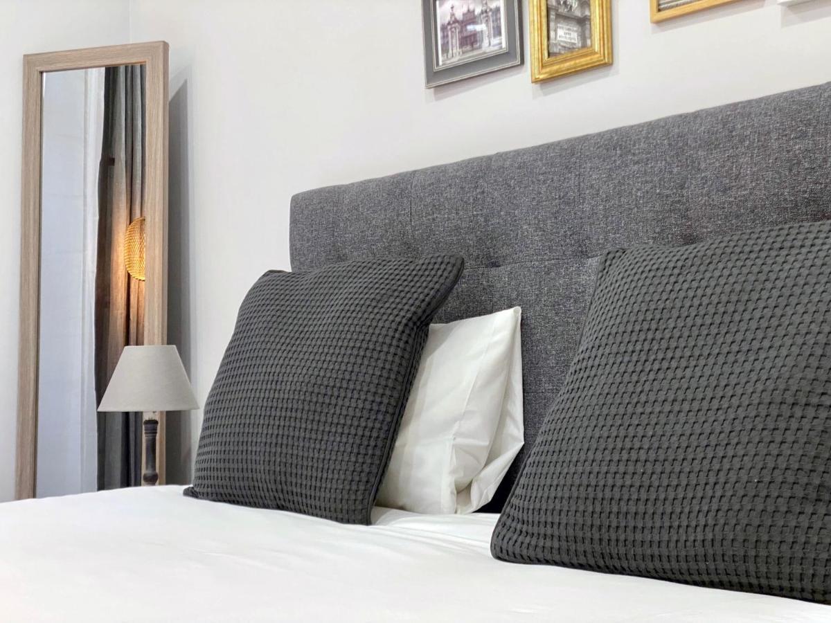Charming Madrid Styles Apartment ภายนอก รูปภาพ